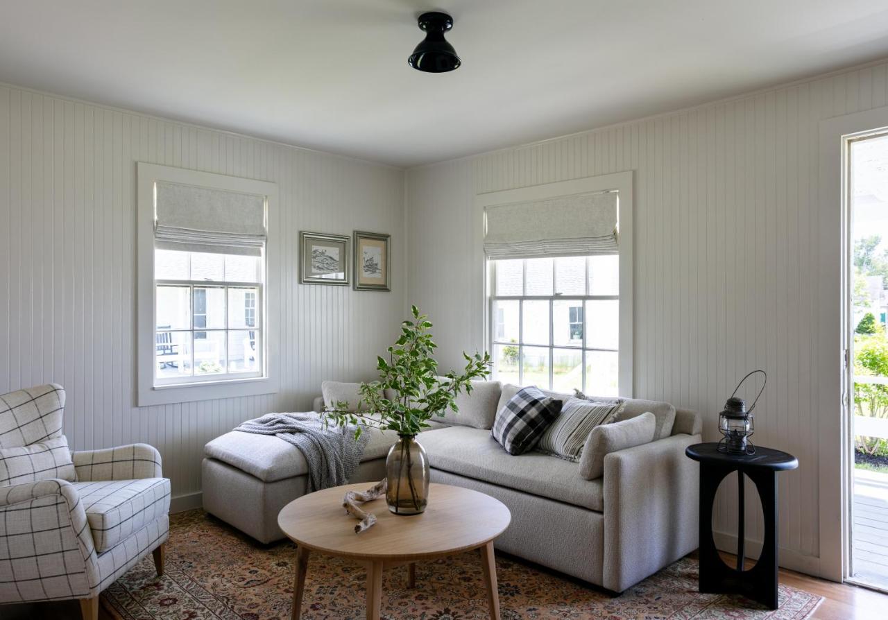 Bluebird Ocean Point Inn Esterno foto