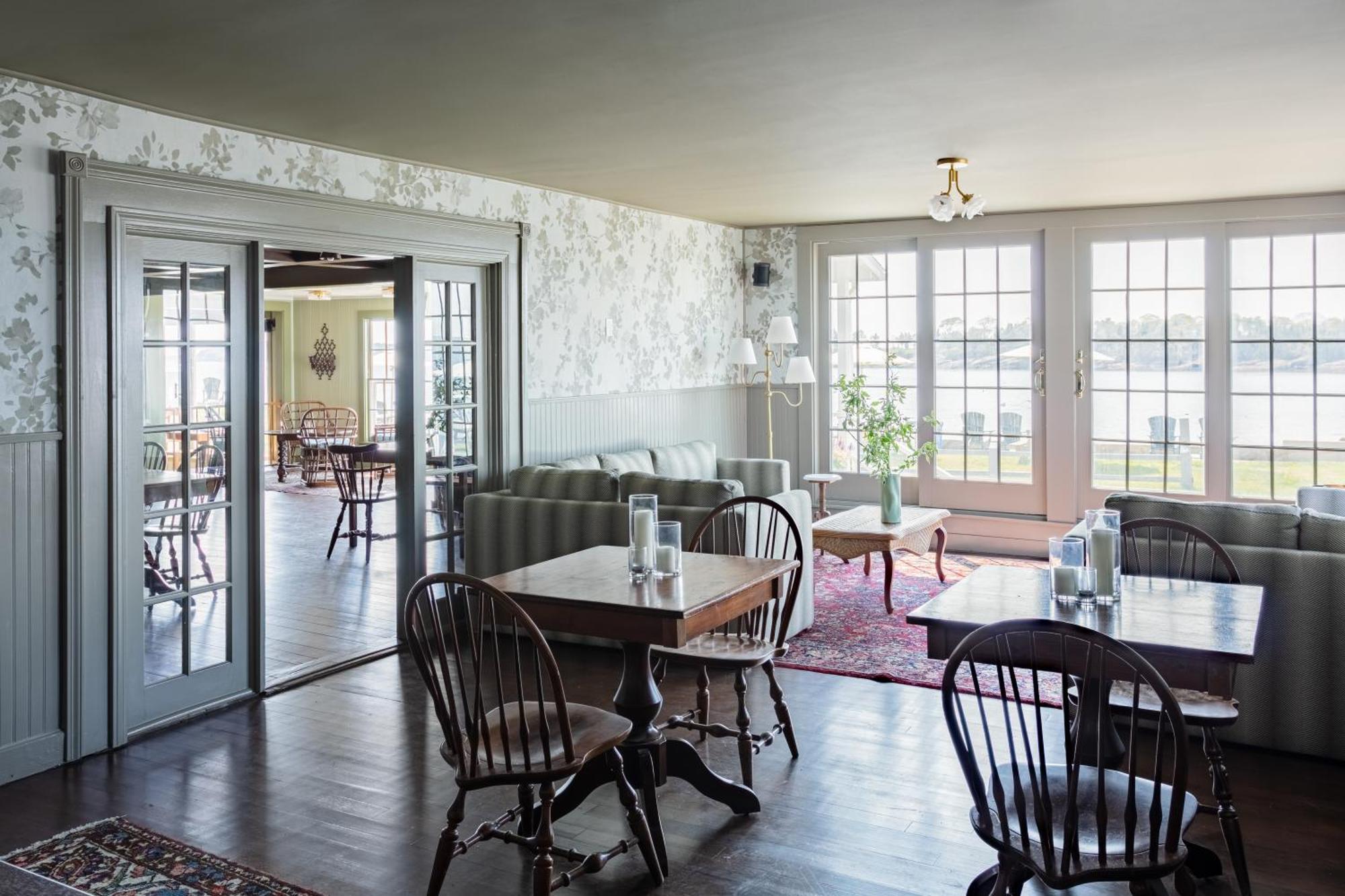 Bluebird Ocean Point Inn Esterno foto