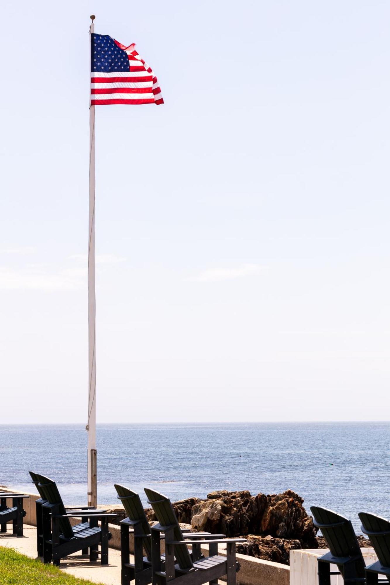 Bluebird Ocean Point Inn Esterno foto